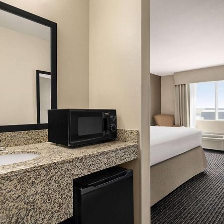 Baymont By Wyndham Rawlins Otel Dış mekan fotoğraf